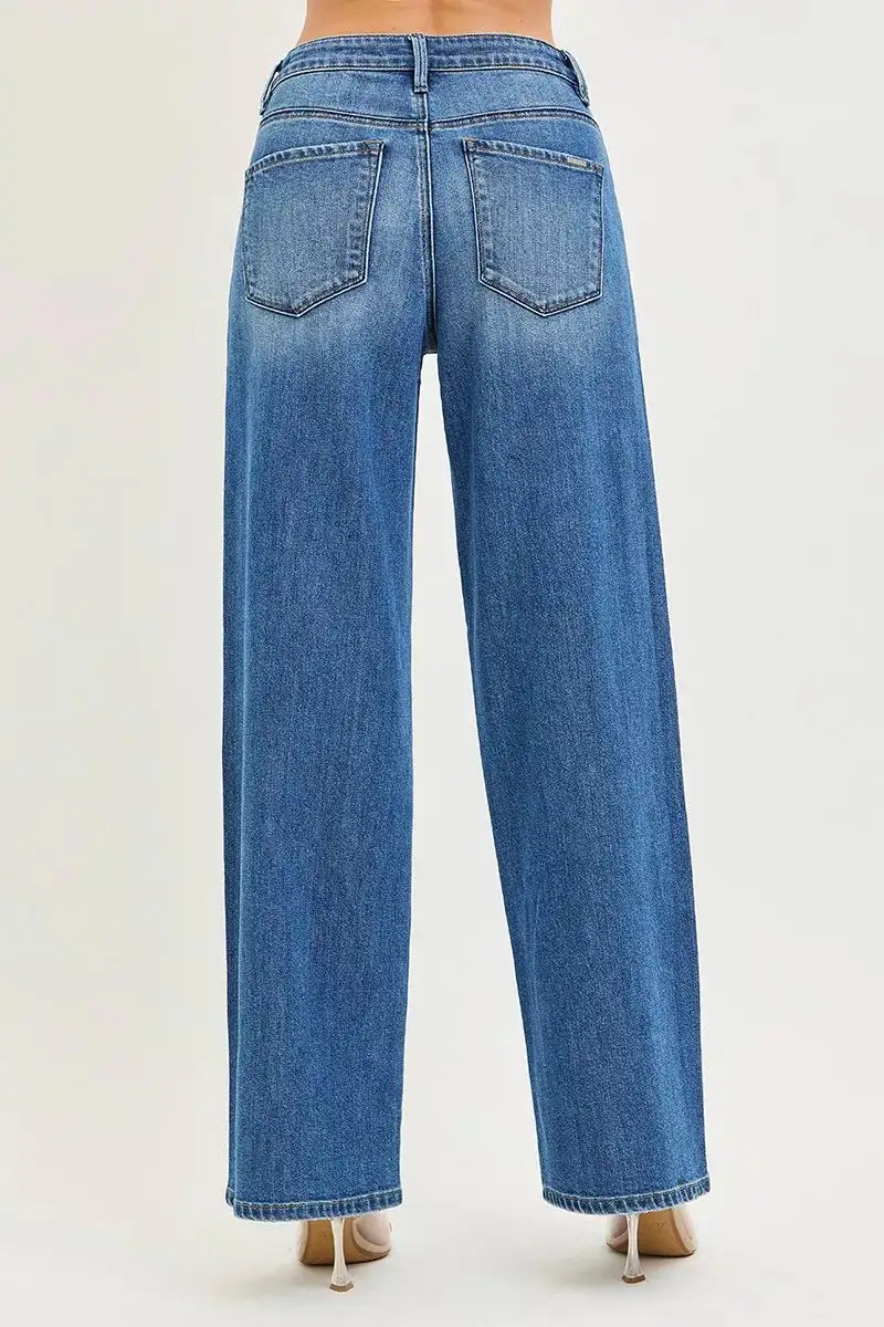 Smooth Pocketed Denim Jeans
