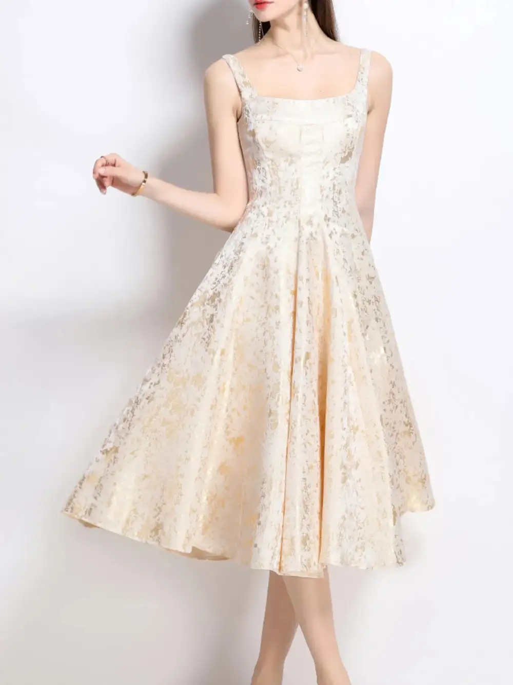 Textured Detail Floral Sleeveless Midi Dress