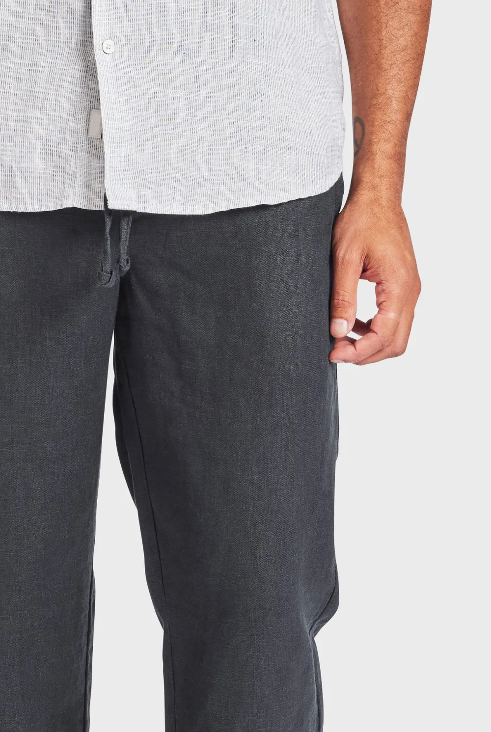 Solid Color Linen Tapered Trousers