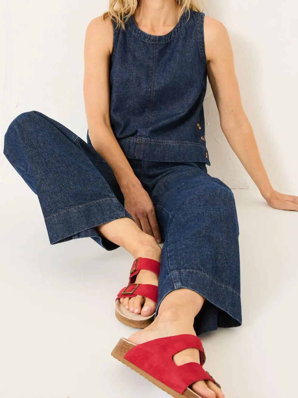 Arie Ink Wide Leg Jeans