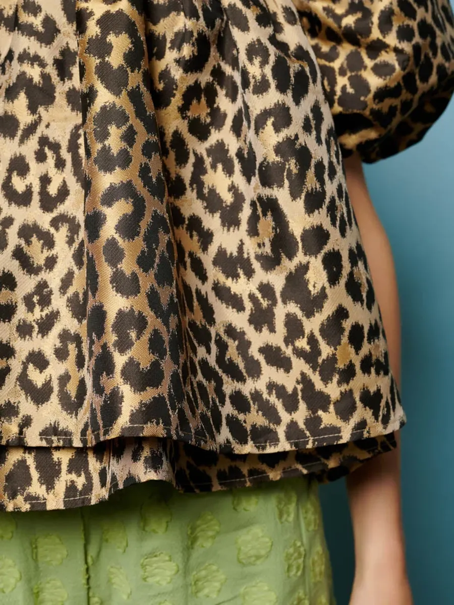Chill Free Leopard Jacquard Top