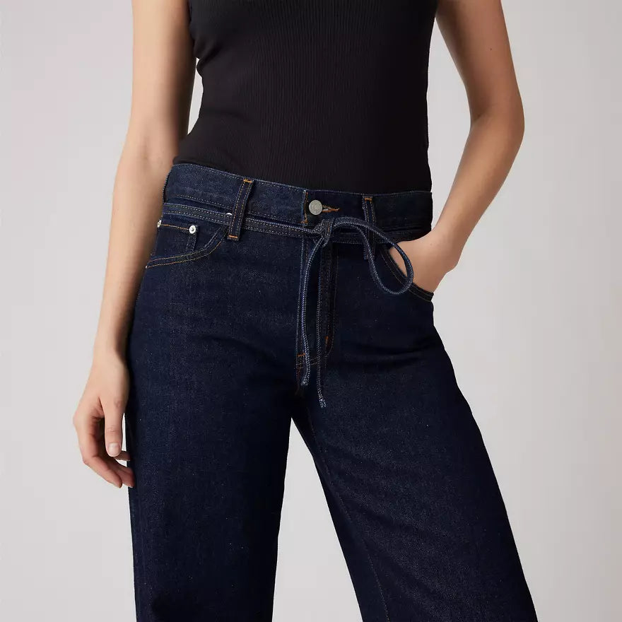 Women's Straight Leg Jeans