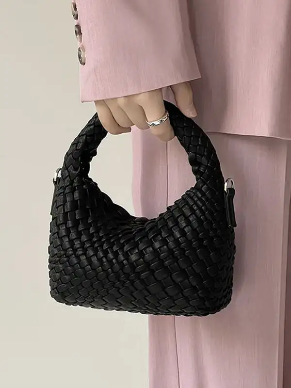 Everyday Woven Shoulder Bag