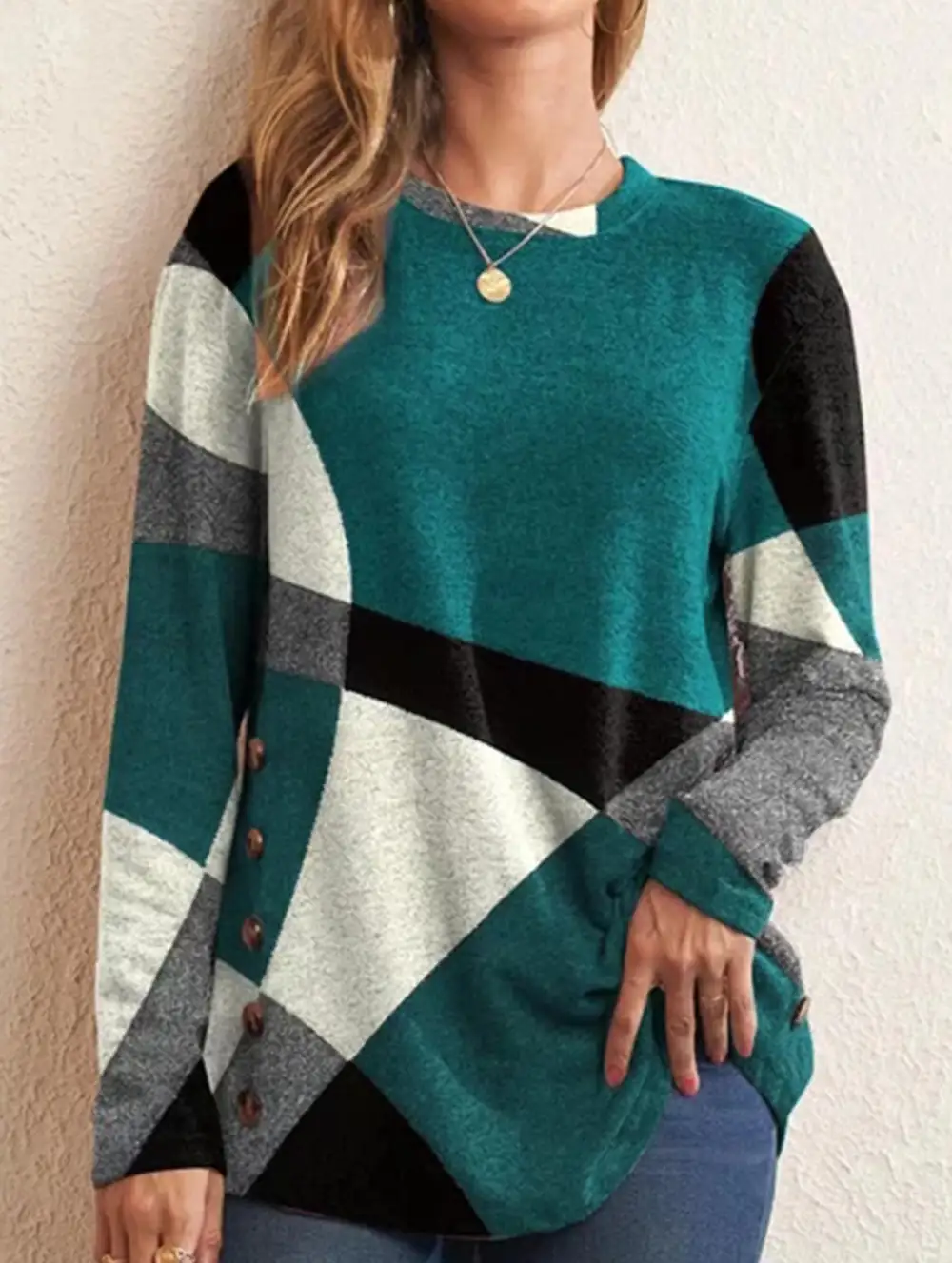 Contrast Print Long-Sleeved Tee Top