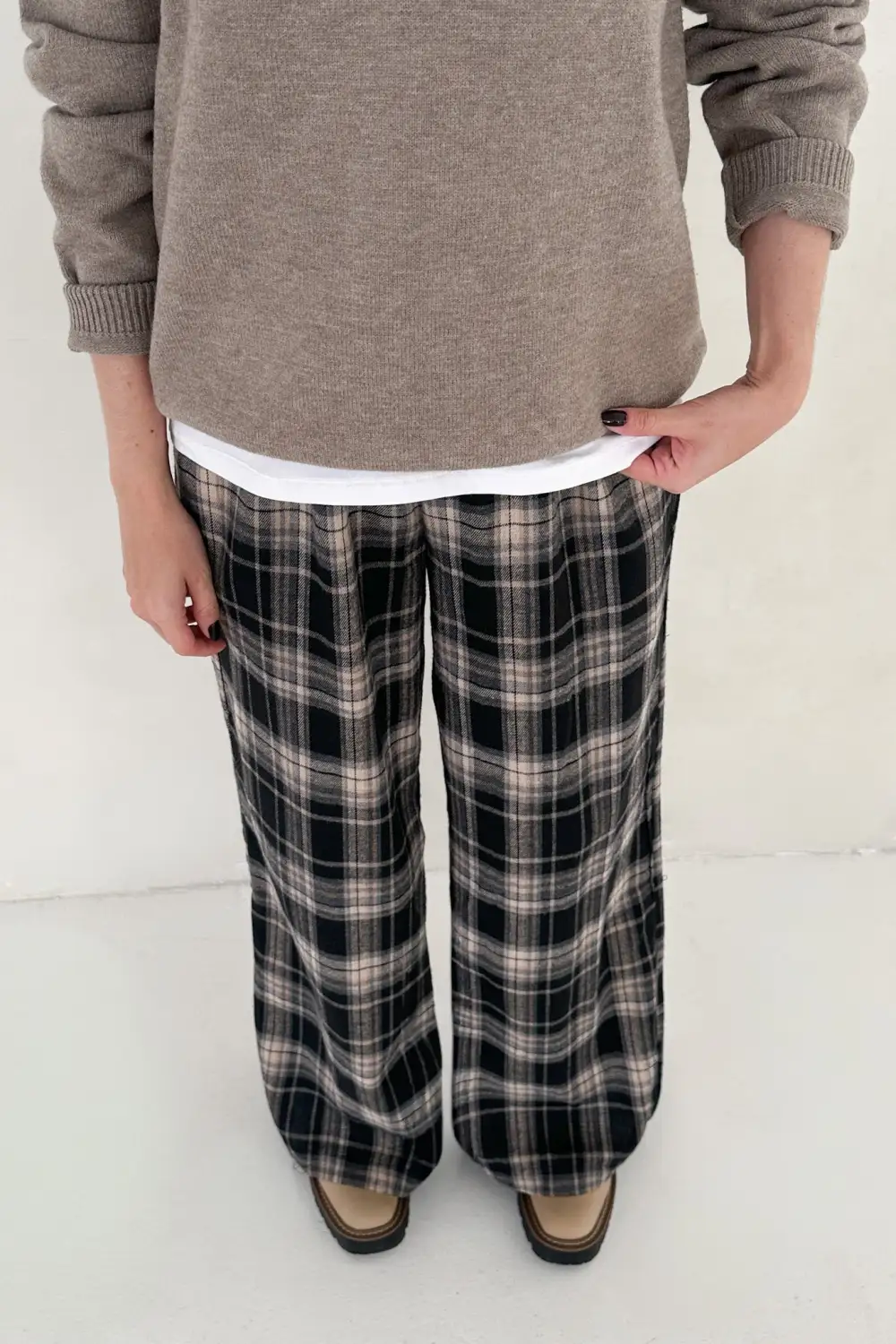 Soft Line Relaxed Soft Pants
