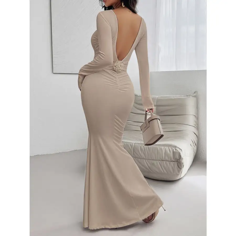 Devine Backless Round Neck Long Sleeve Maxi Dress