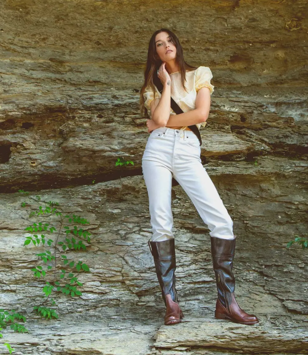 Lug-Sole Streamlined Riding Boots