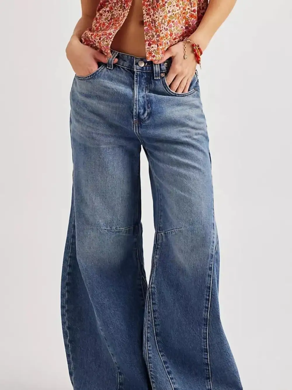 Clean Wide Leg Washed Denim Jeans