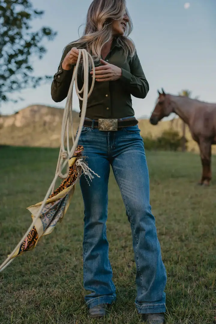 Women's Classic Slim Jeans