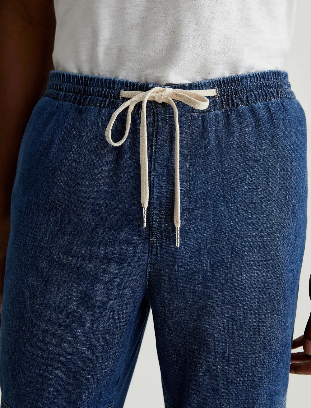 Men's Relaxed-Fit Lightweight Jeans
