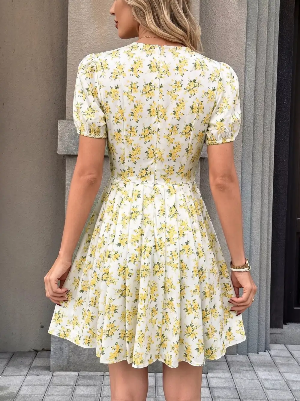 Comfort Fit Floral Printed V Neck Mini Dress
