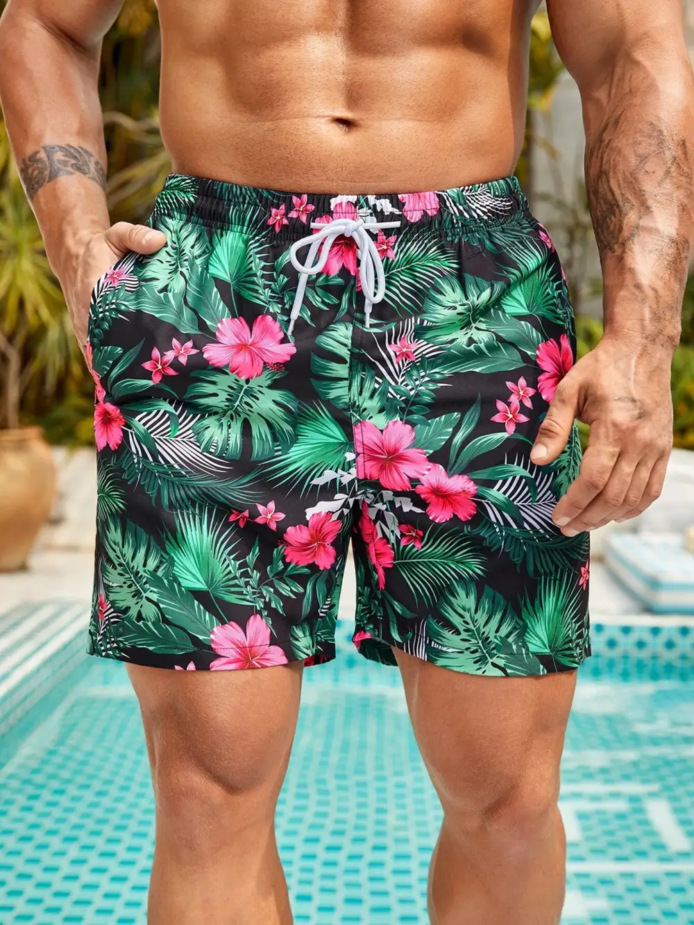 Men's Coastal Tropical Print Pocket Swim Trunks