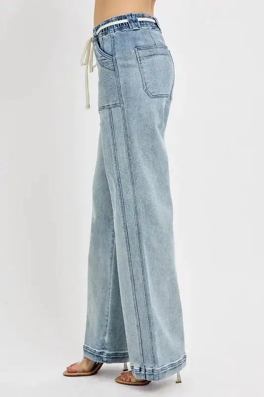 Straight Leg Jeans With Pockets