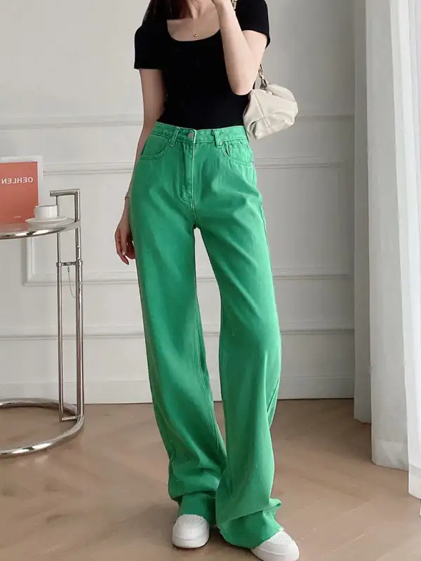 High-Waist Relaxed Pocketed Wide Straight Jeans