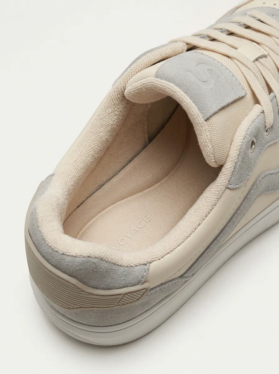 Lace-Detail Perforated Running Women's Low-Top Skate Sneakers