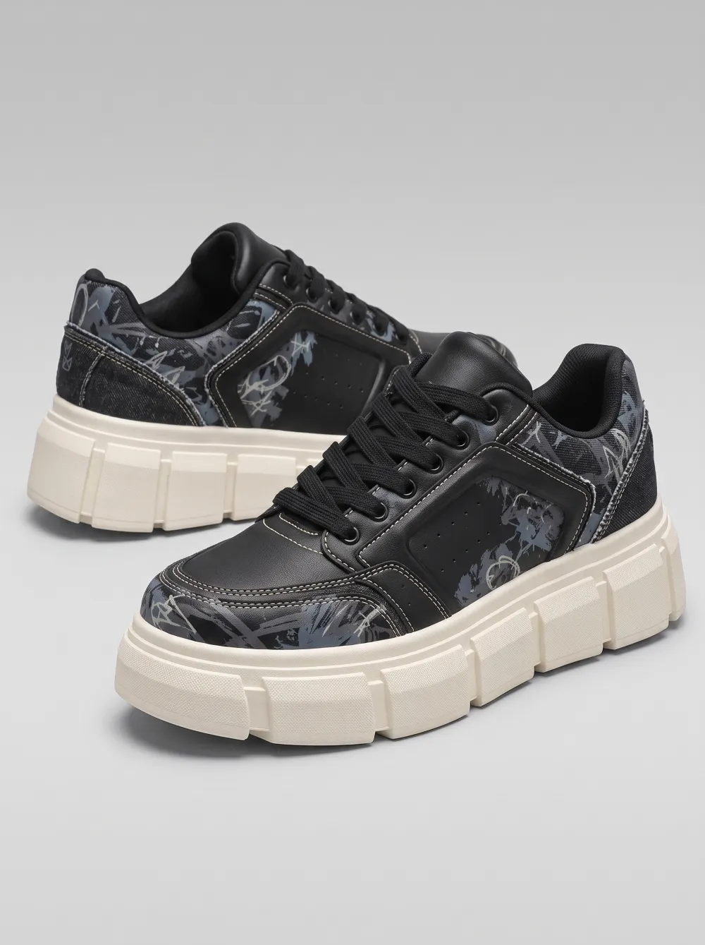 Men's Streetwear Graffiti Pattern Printed Platform Sneakers