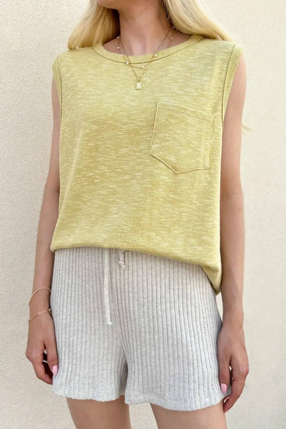 Loose Fit Ribbed Sleeveless Top