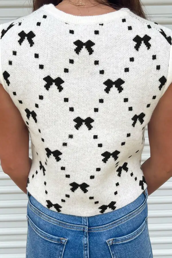 Bow Pattern Button Side Cropped Sweater Vest