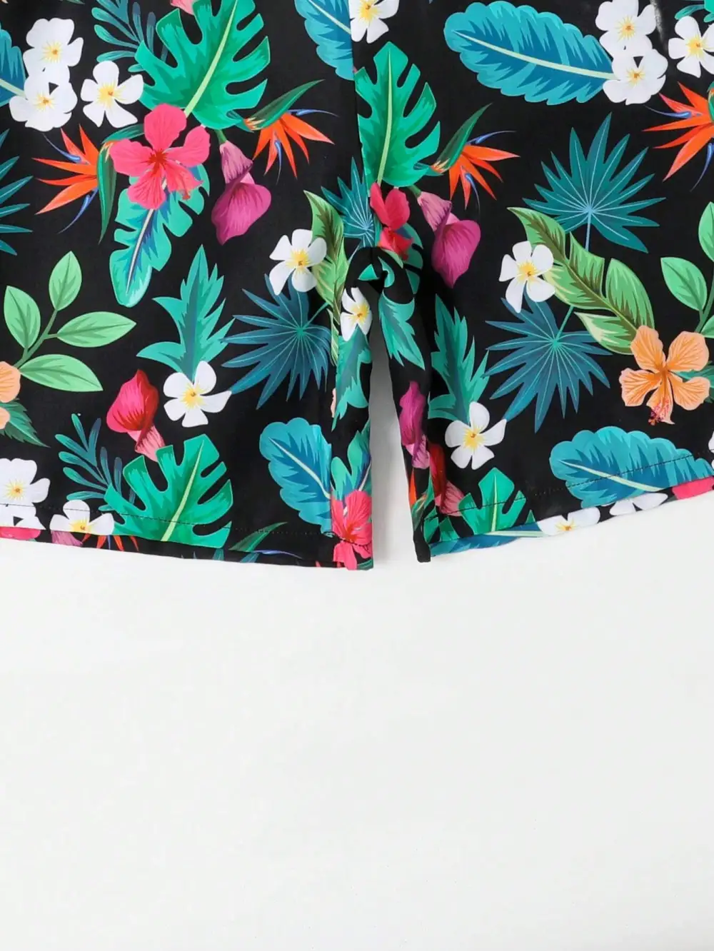 Men's Lined Tropical Print Swim Trunks