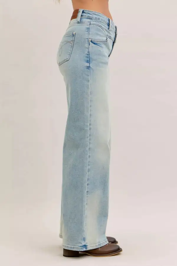 Polished High-Waist Washed Pocketed Stretch Straight Leg Jeans
