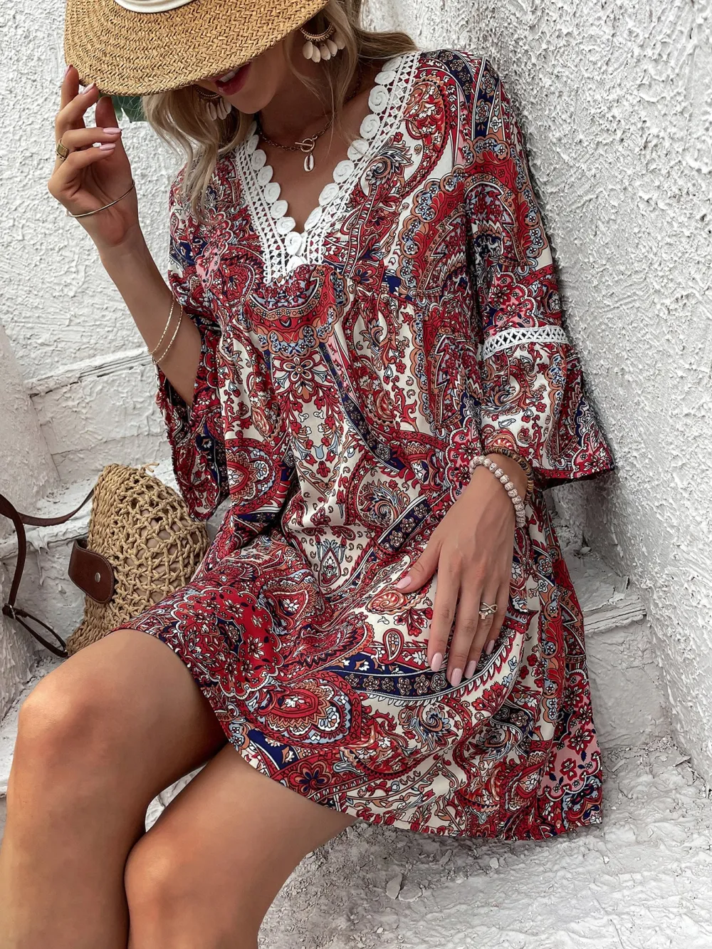 Plus Size Paisley & Floral Print Contrast Guipure Lace Flounce Sleeve Dress