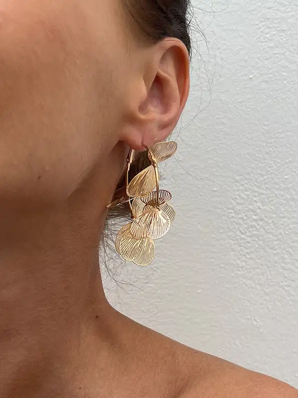 Graceful Vintage-Inspired Drop Earrings