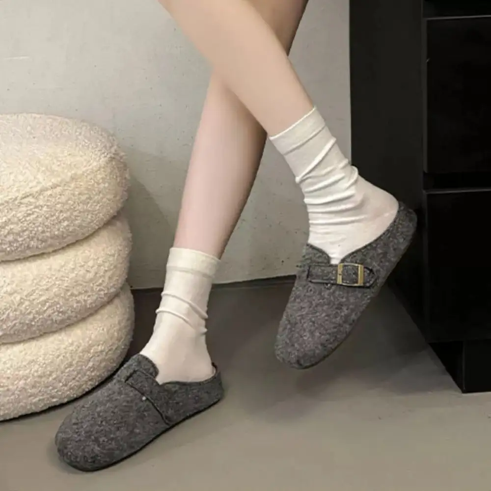 Buckle Decor Round Toe Slippers