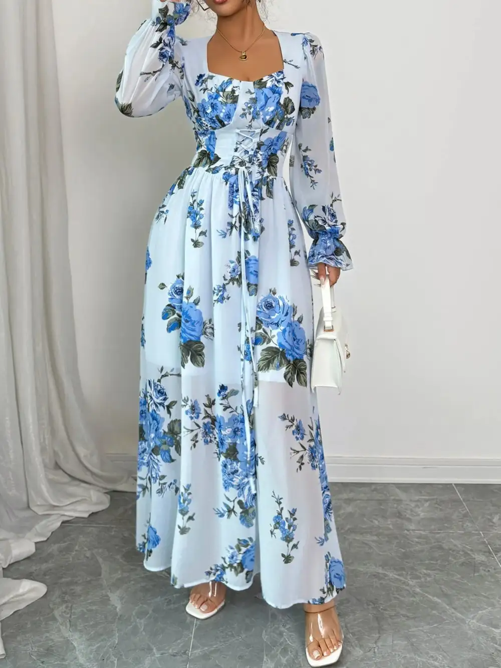 Lightweight Feel Floral Maxi Dress