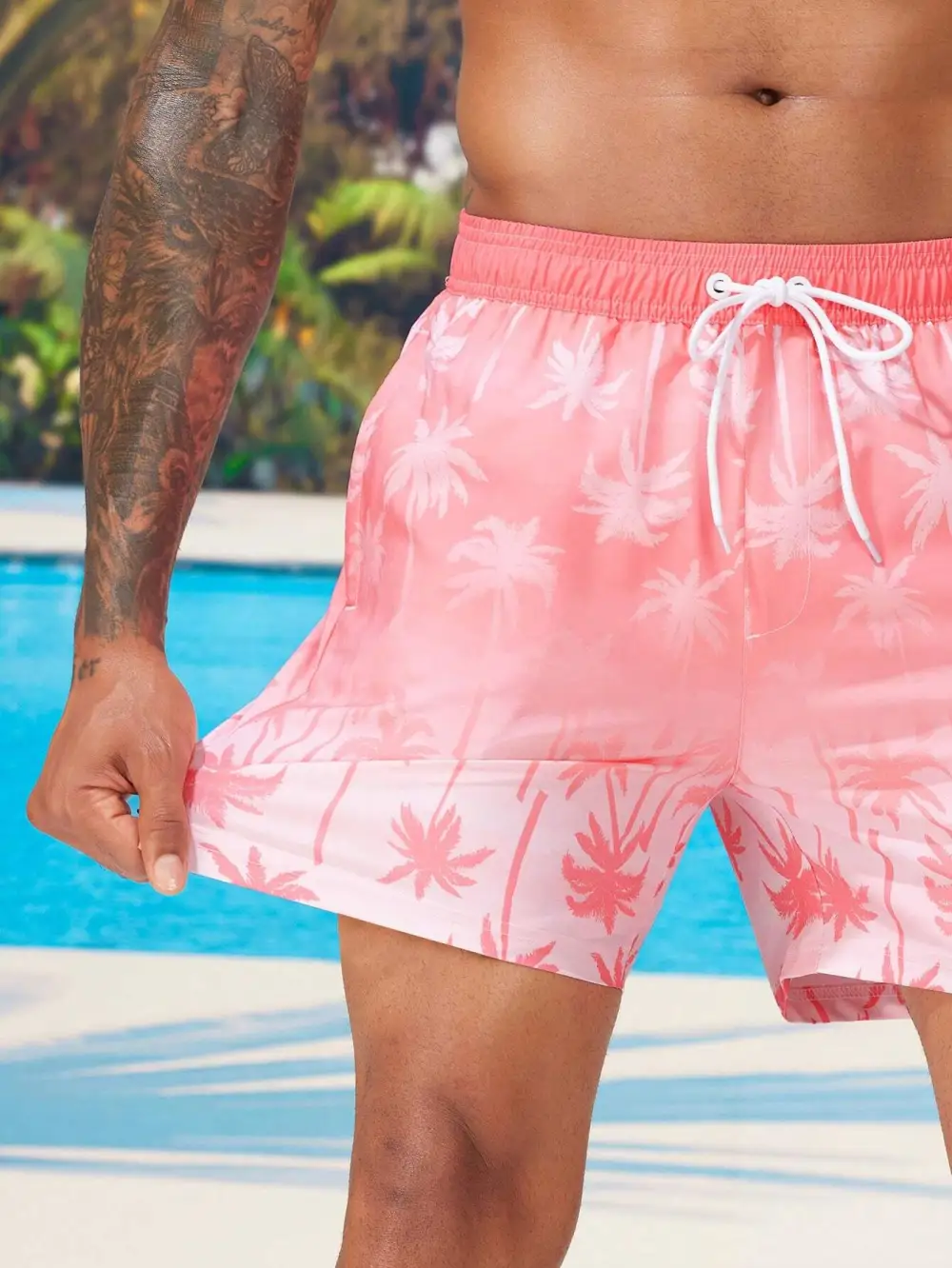 Men's Drawstring Coconut Tree Print Pocket Swim Trunks
