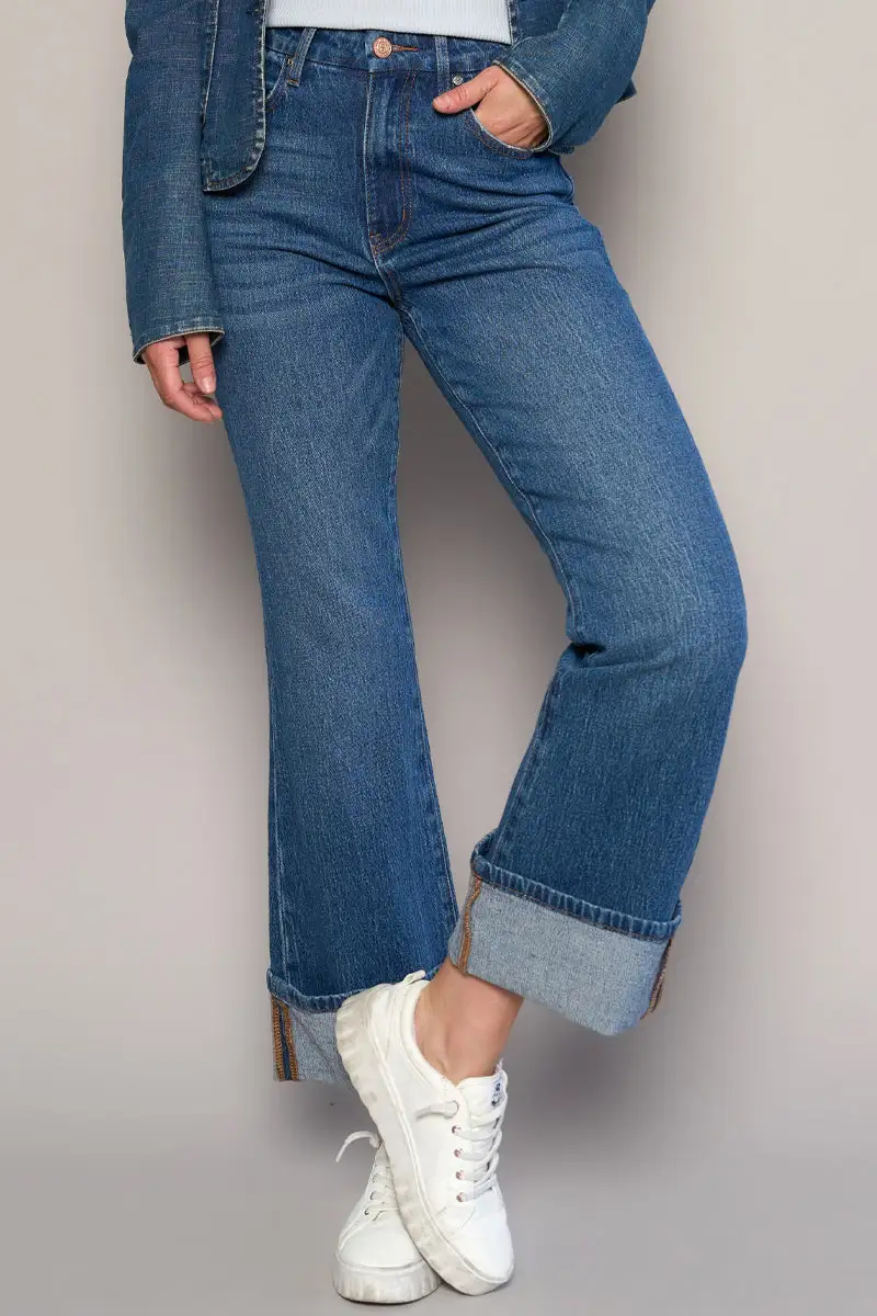 Women's High Rise Cropped Cropped Bootcut Comfort Stretch Denim Jeans