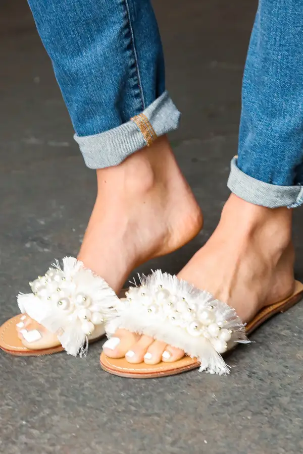 Linen Fray Faux Pearl Slide Sandal