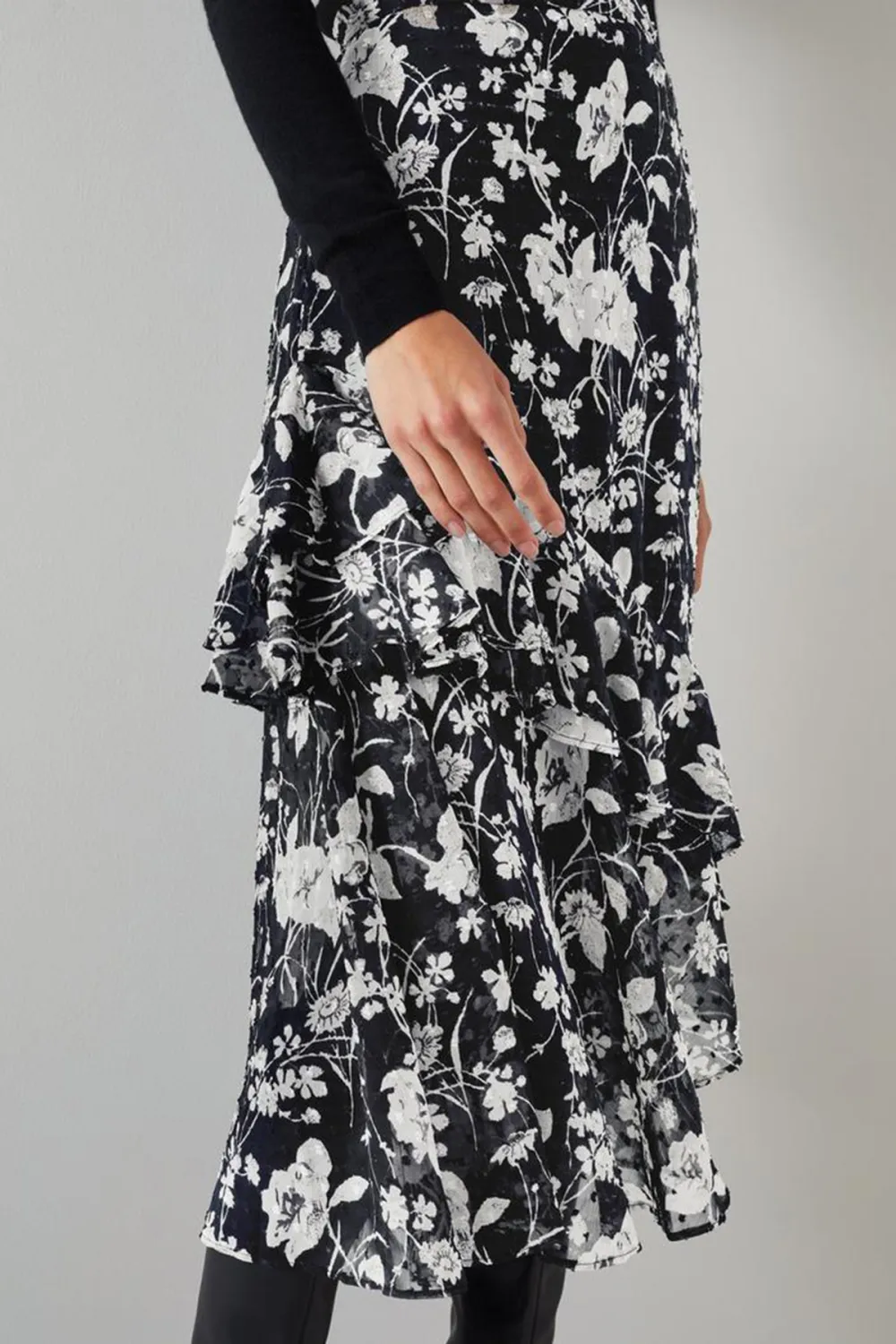 Black Cream Floral Print Tiered Midi Skirt