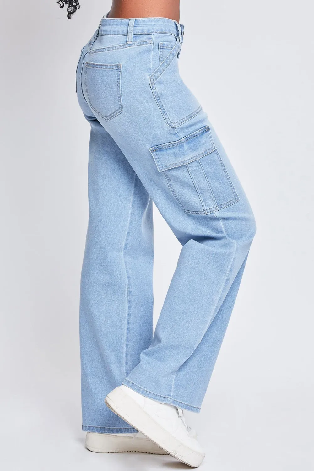 Low Rise Relaxed Cargo Jeans