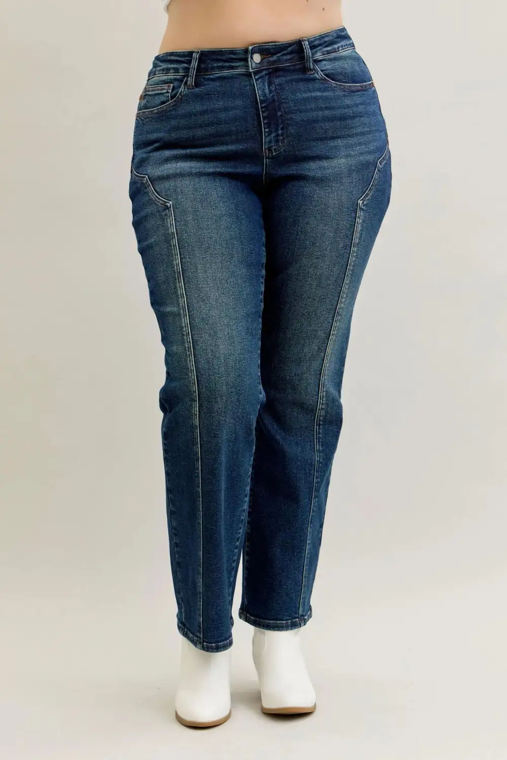 Vintage-Wash Pocketed Stretch Straight Leg Jeans