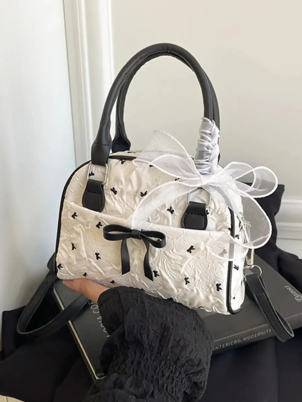 Everyday Bow Accent Ruched Crossbody Bag