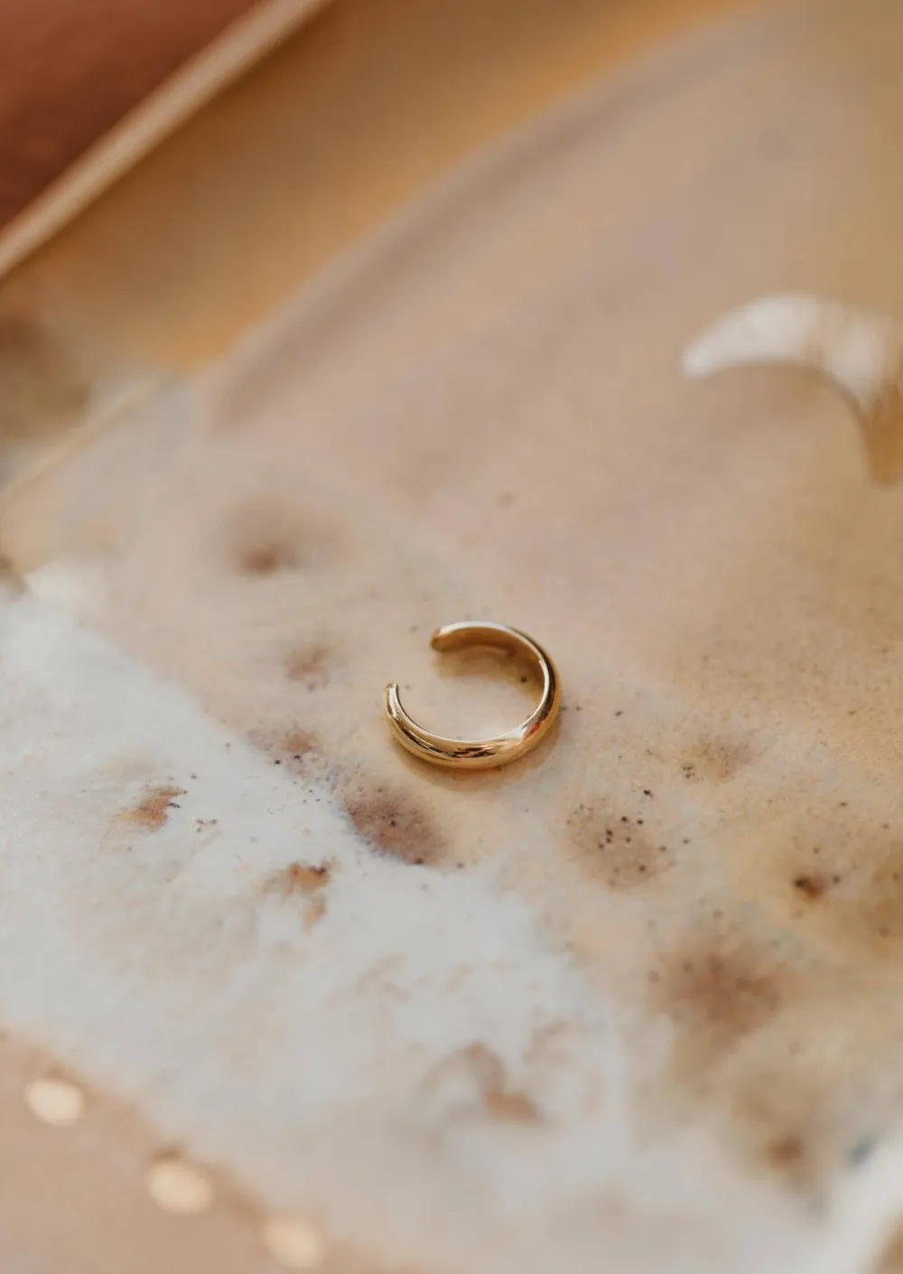 Minimal Classic Ear Cuff