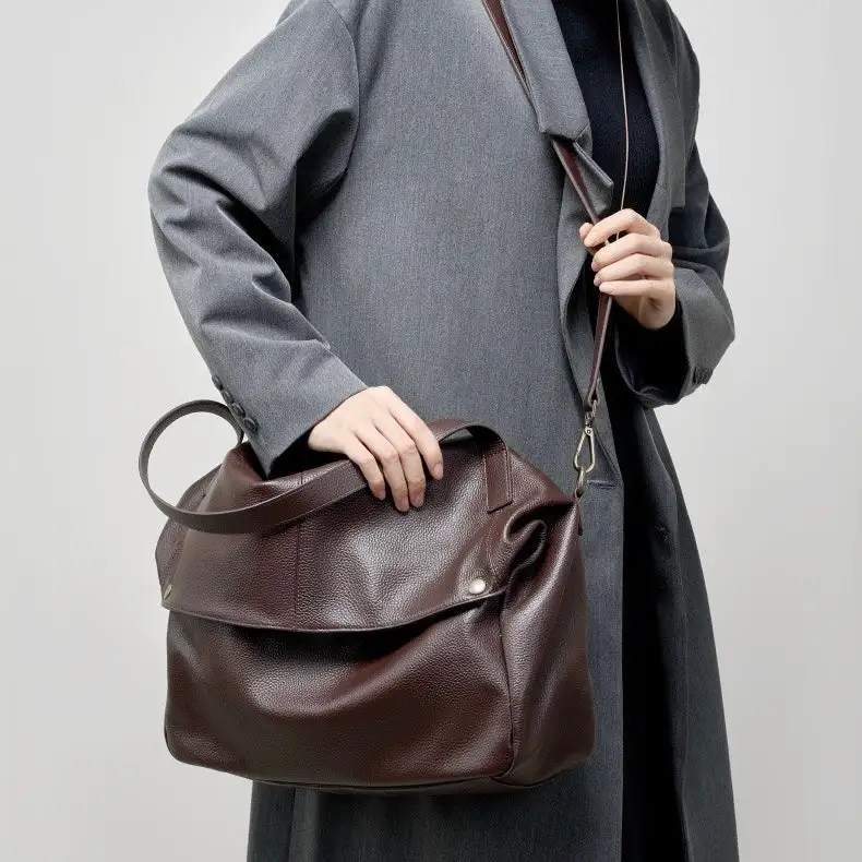 Structured Minimal Leather Handbag