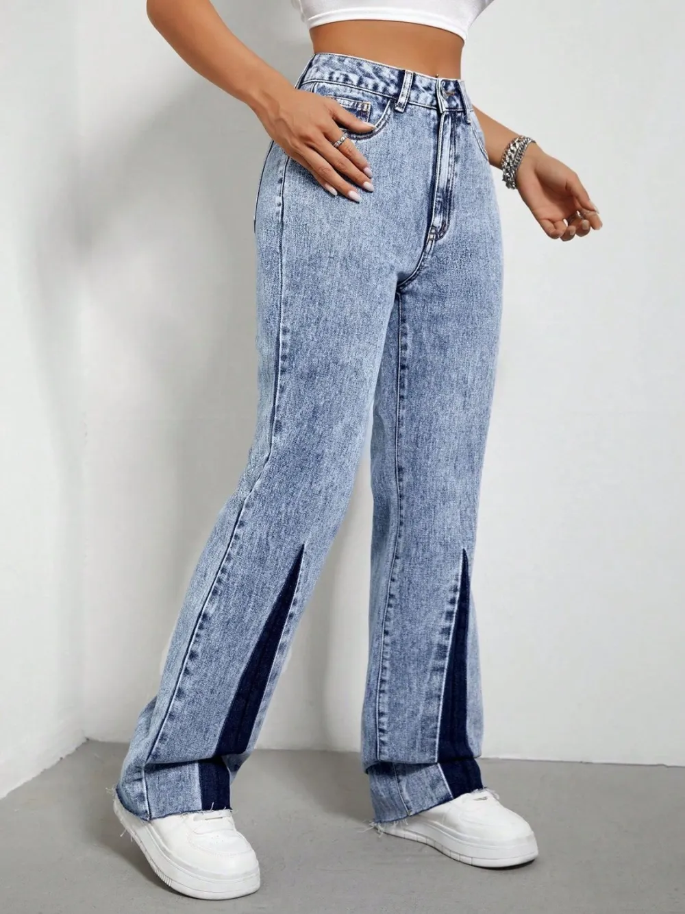 Washed Flare Leg Pocketed Denim Jeans
