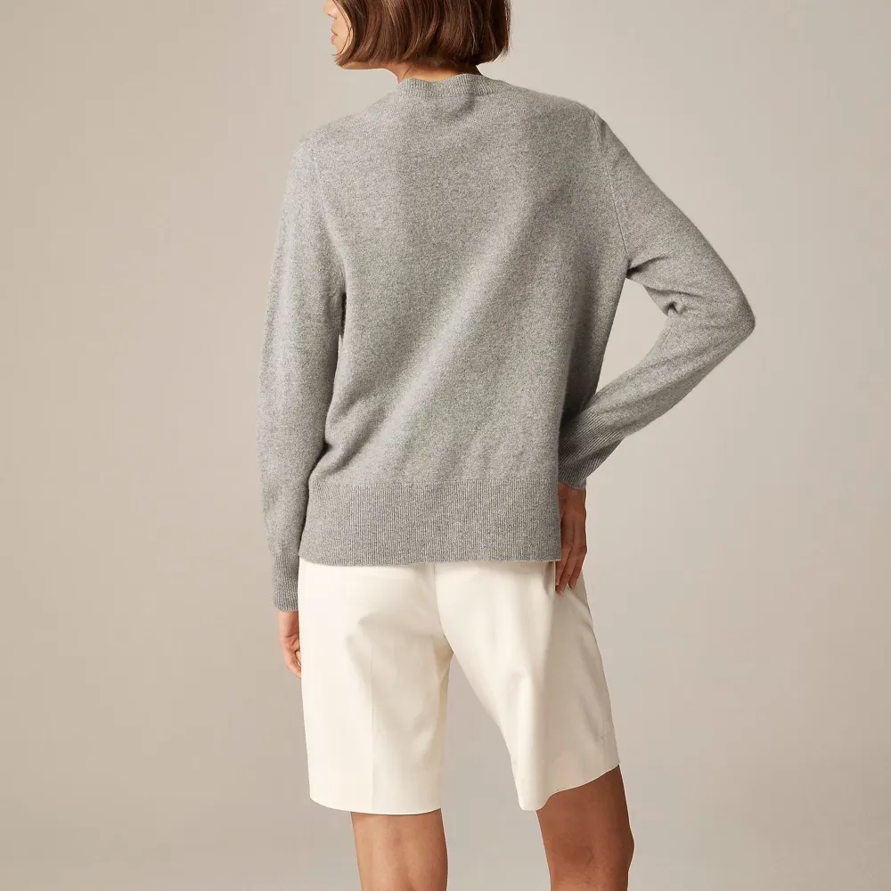 Simple Cashmere Crew Neck Sweater