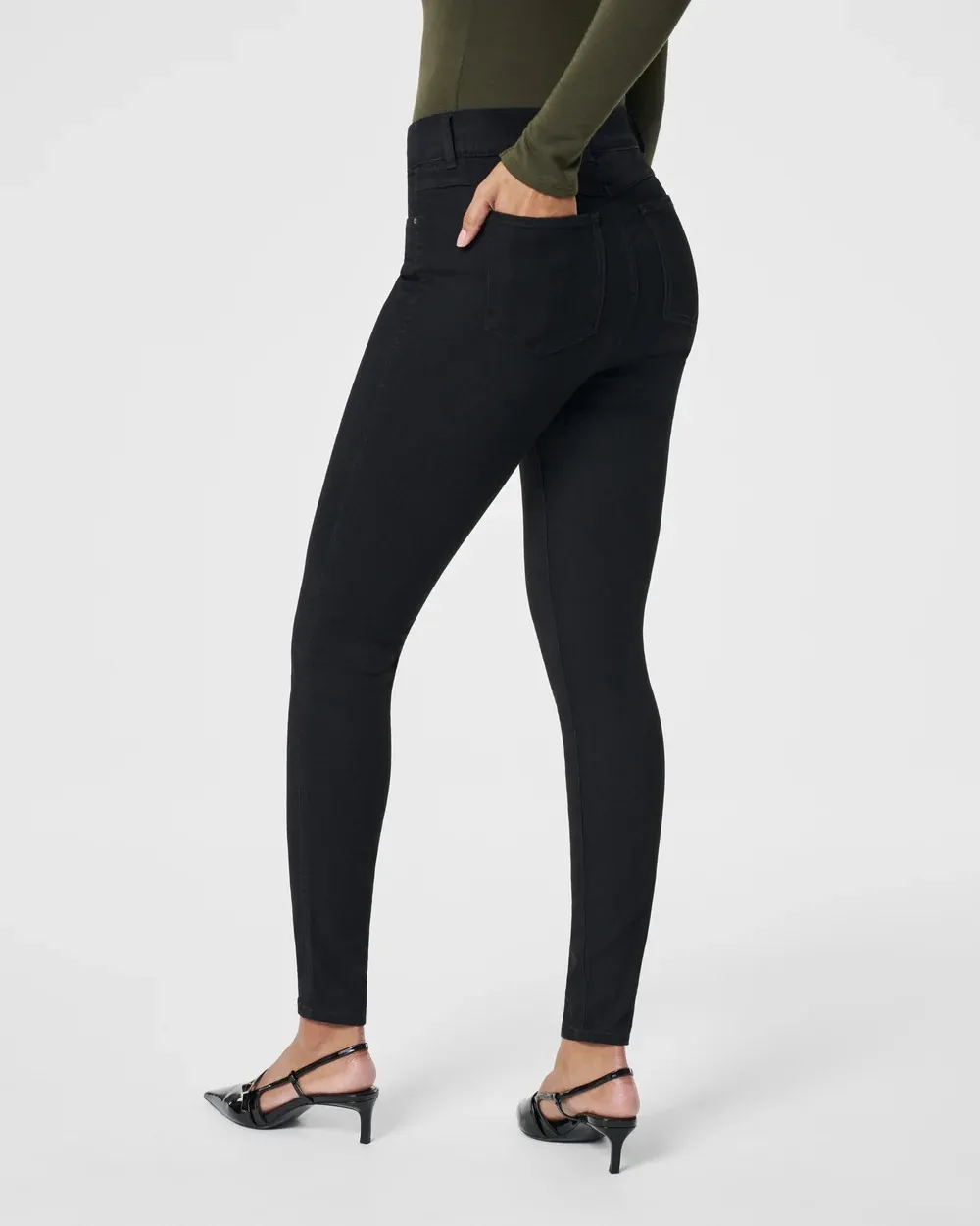 Clean Black Ankle Skinny Jeans