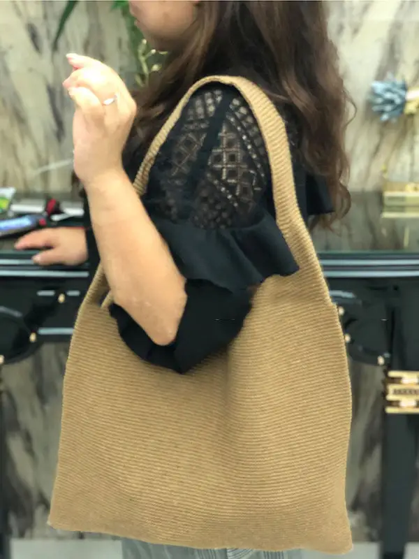 Classic Woven Vintage Shoulder Bag