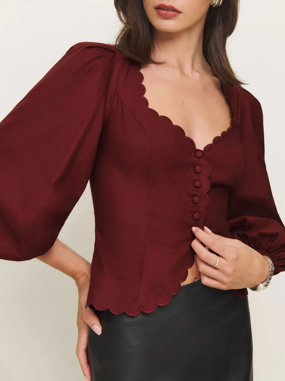 Scalloped Edge Puff Sleeve Crop Top