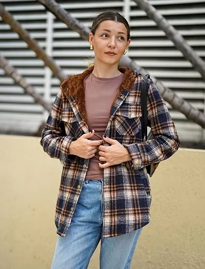 Warm Plaid Pocket Coat for Everyday Style