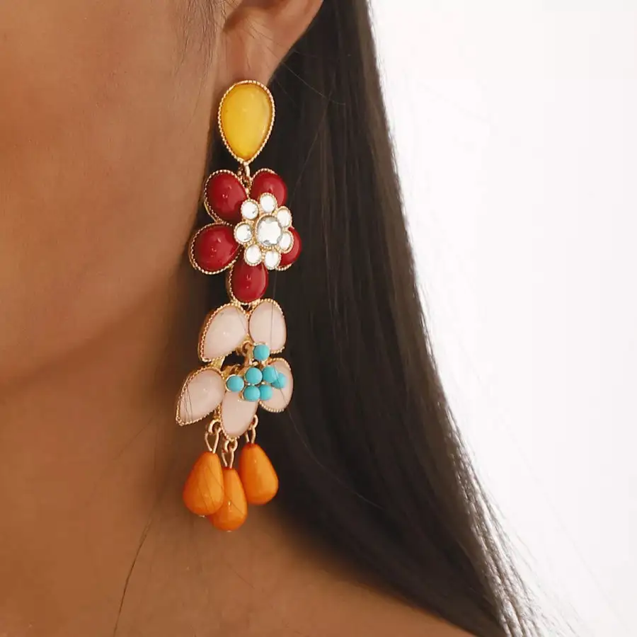 Classic Flower Dangle Earrings