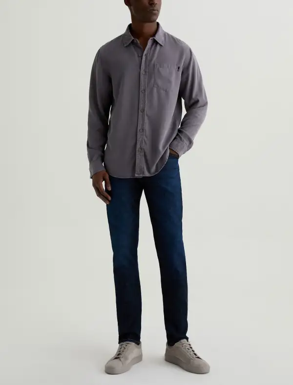Men's Tapered Stretch Denim Jeans