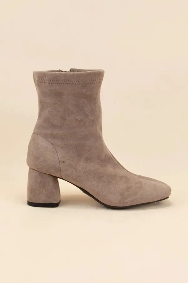 Laidback Suede Boots