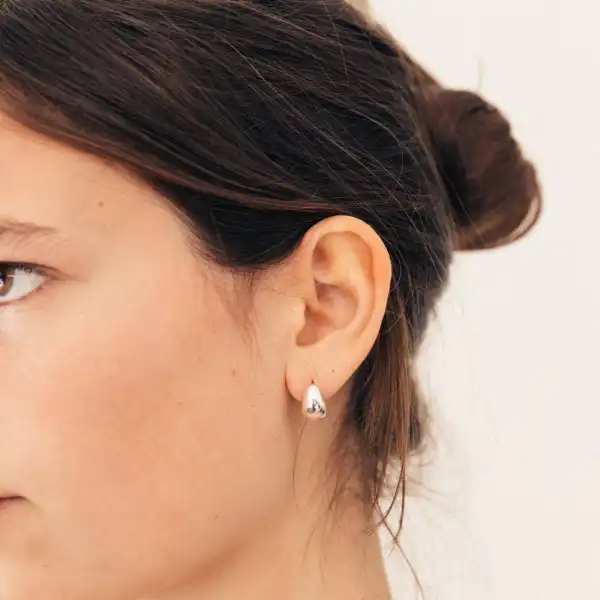 Gentle Slope Hoop Earrings