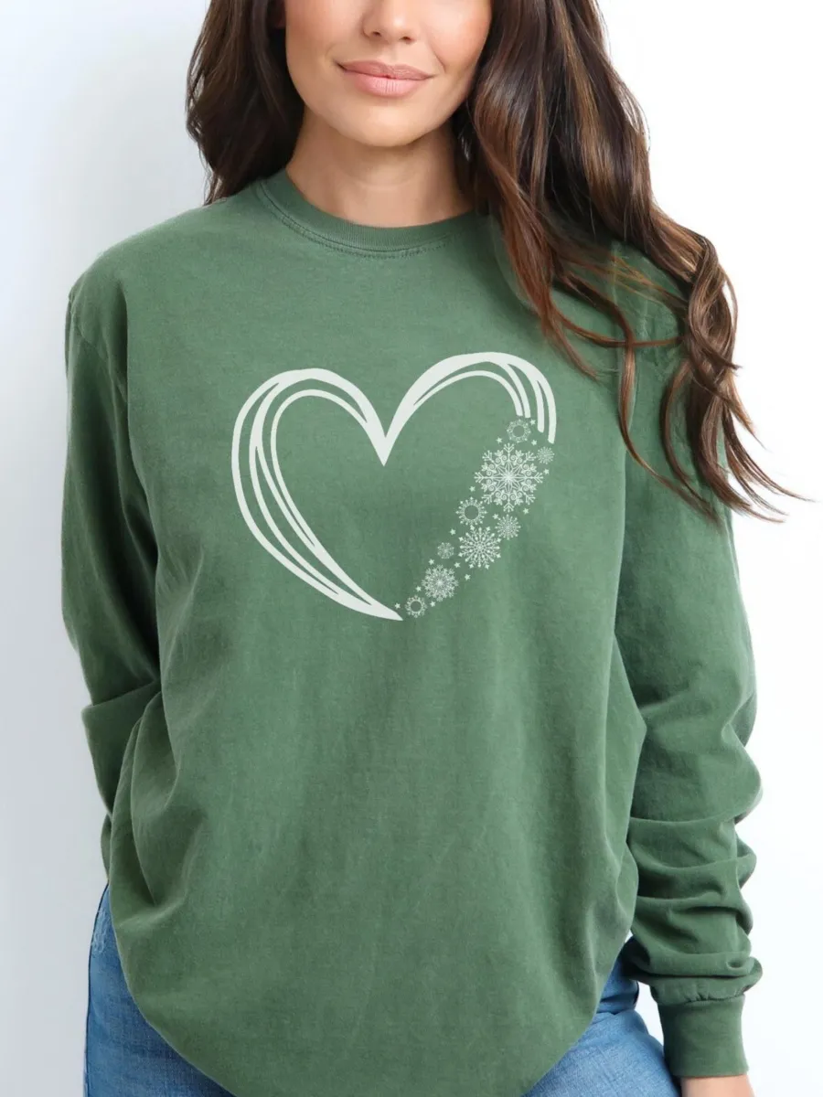 Snowflake Heart Print T-Shirt