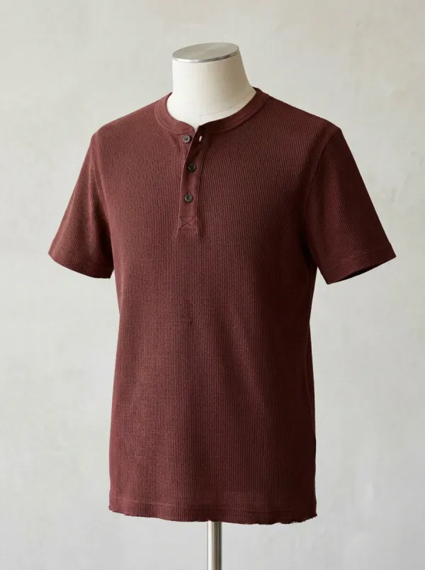 Ribbed Textured Men's Short-Sleeve Henley Shirt