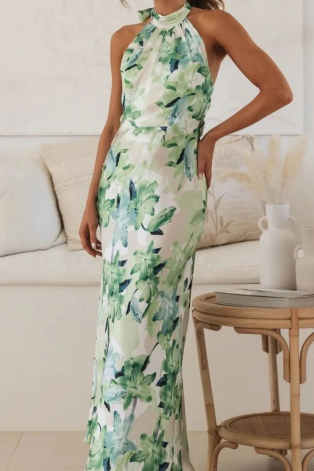Lightweight Feel Floral Printed Maxi Dress